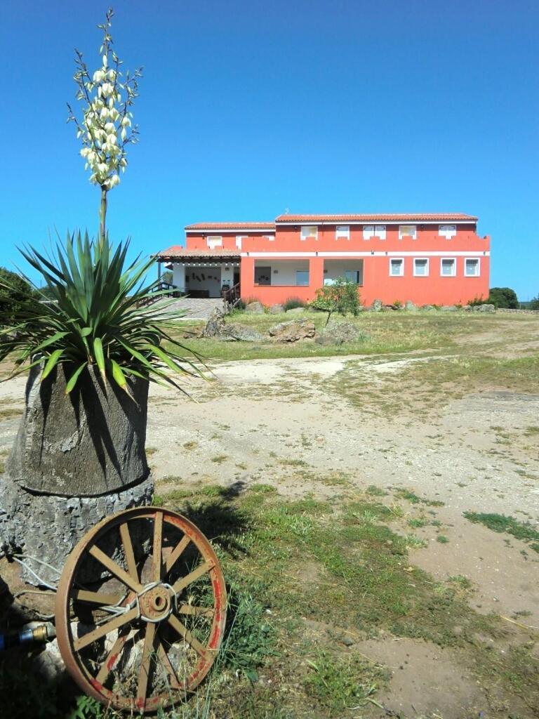 Agriturismo Pentuma Chiaramonti Exteriér fotografie